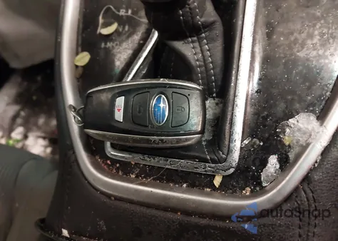 2021 Subaru Legacy Premium z USA, uszkodzony, nr VIN 4S3BWAD64M3014287